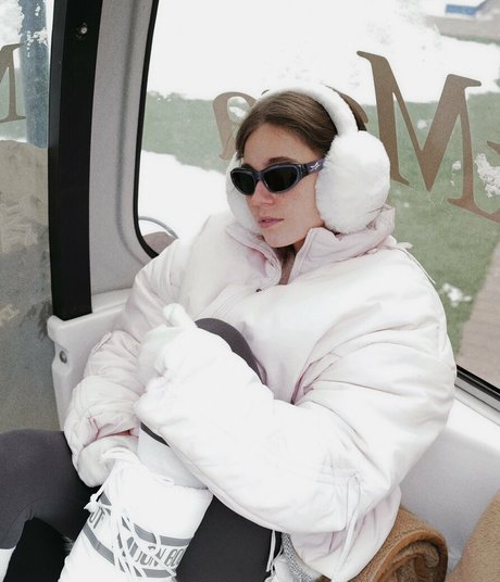 maligoshik pornographic actress photo