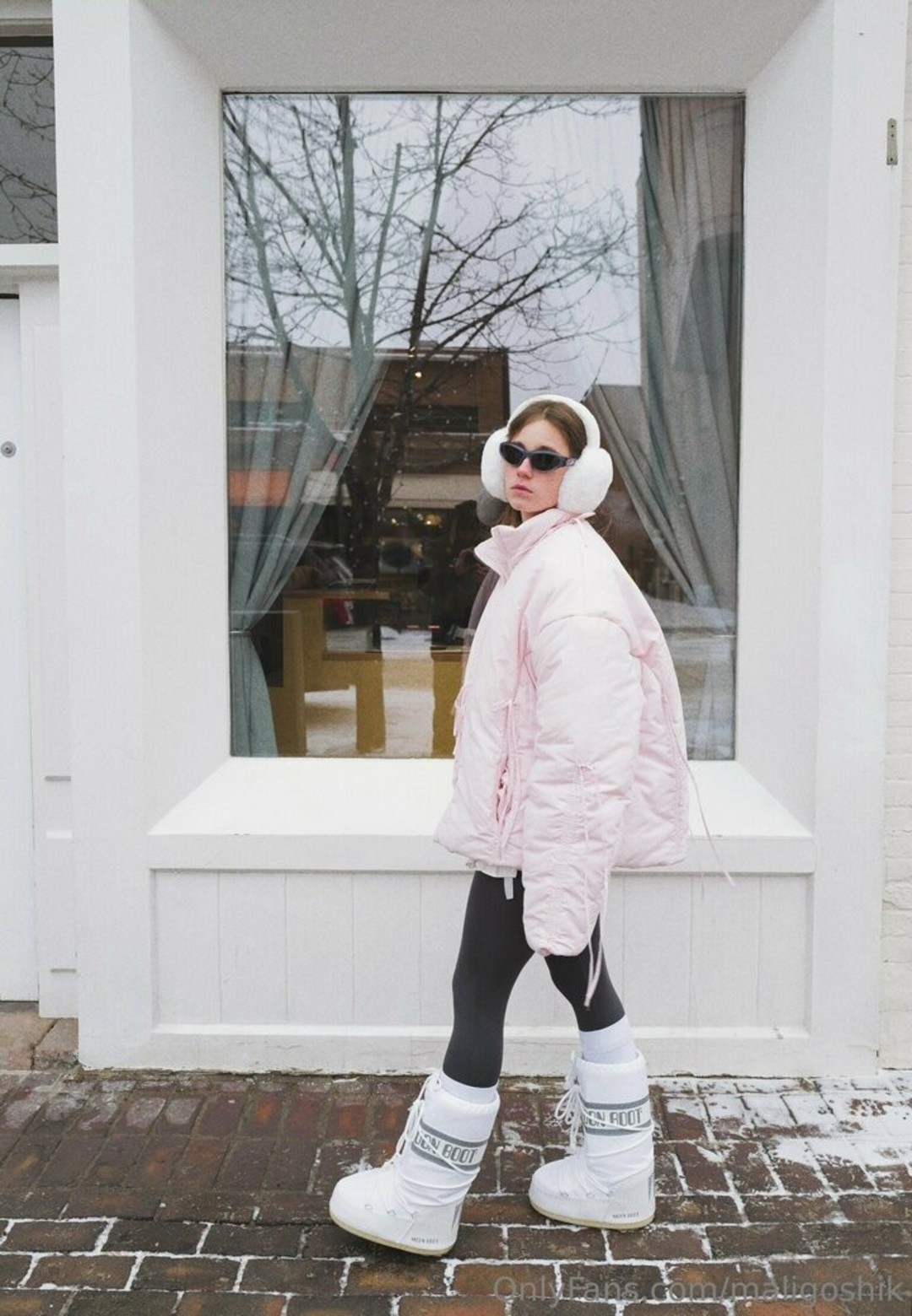 maligoshik art model archive