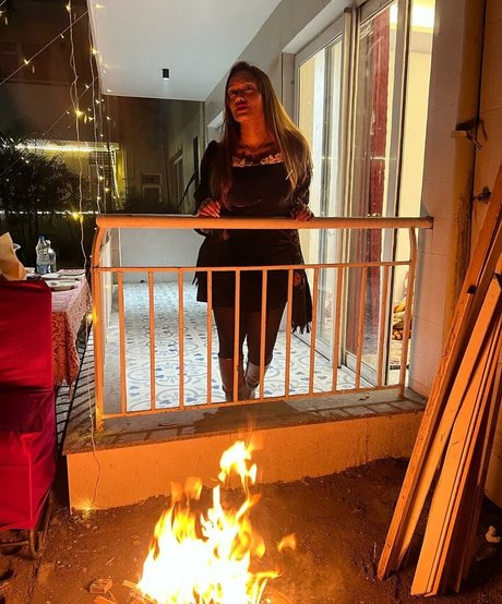 Akanksha Jain pretty pornstar pic