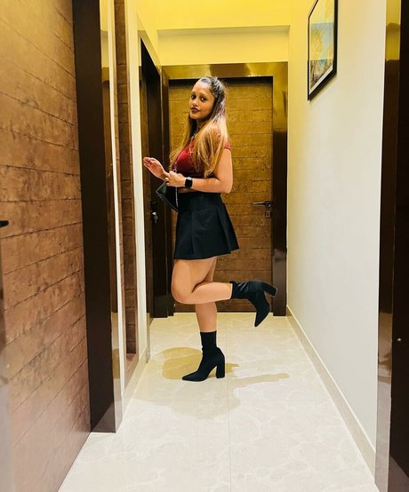 Akanksha Jain pretty actress pic