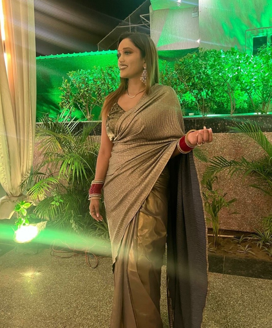 Akanksha Jain star free pics