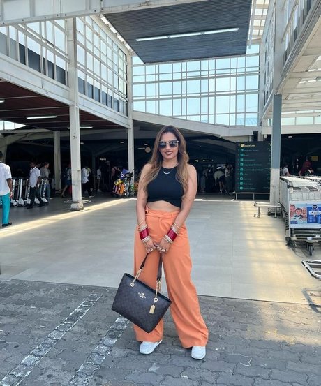 Akanksha Jain star beautiful pic