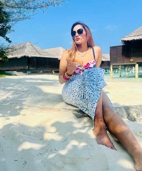 Akanksha Jain star pornographic pics