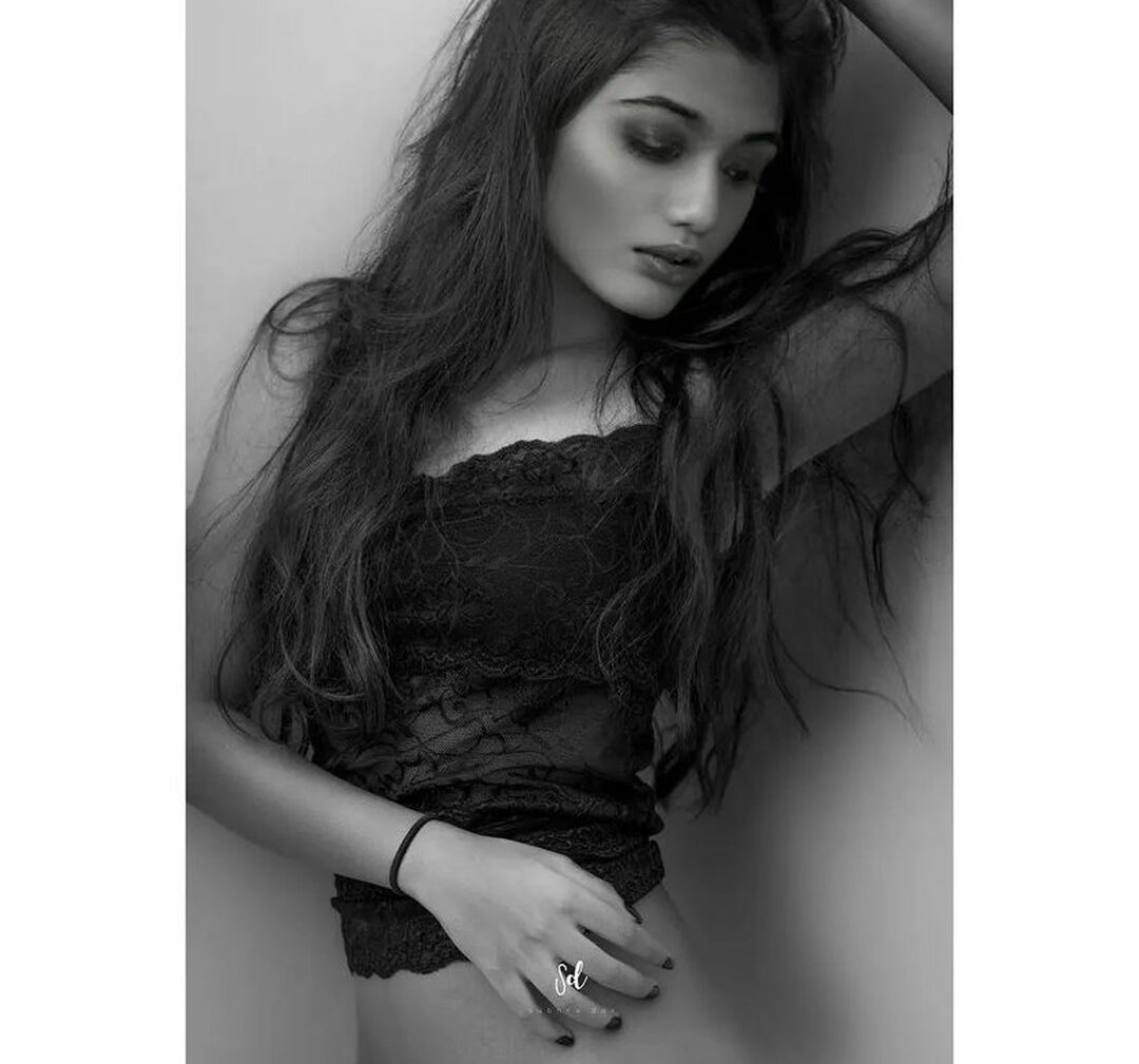 Ridhima Bisht free actress archive