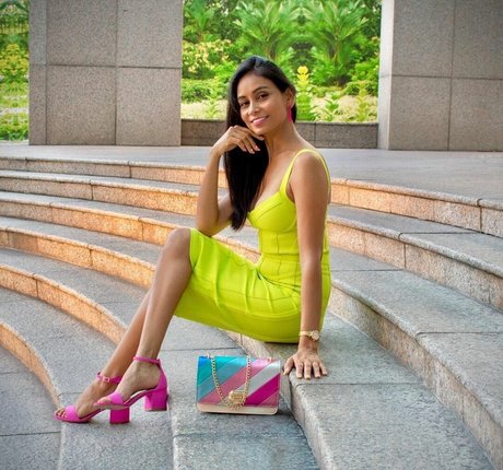 clothed onlyfans free sex picture