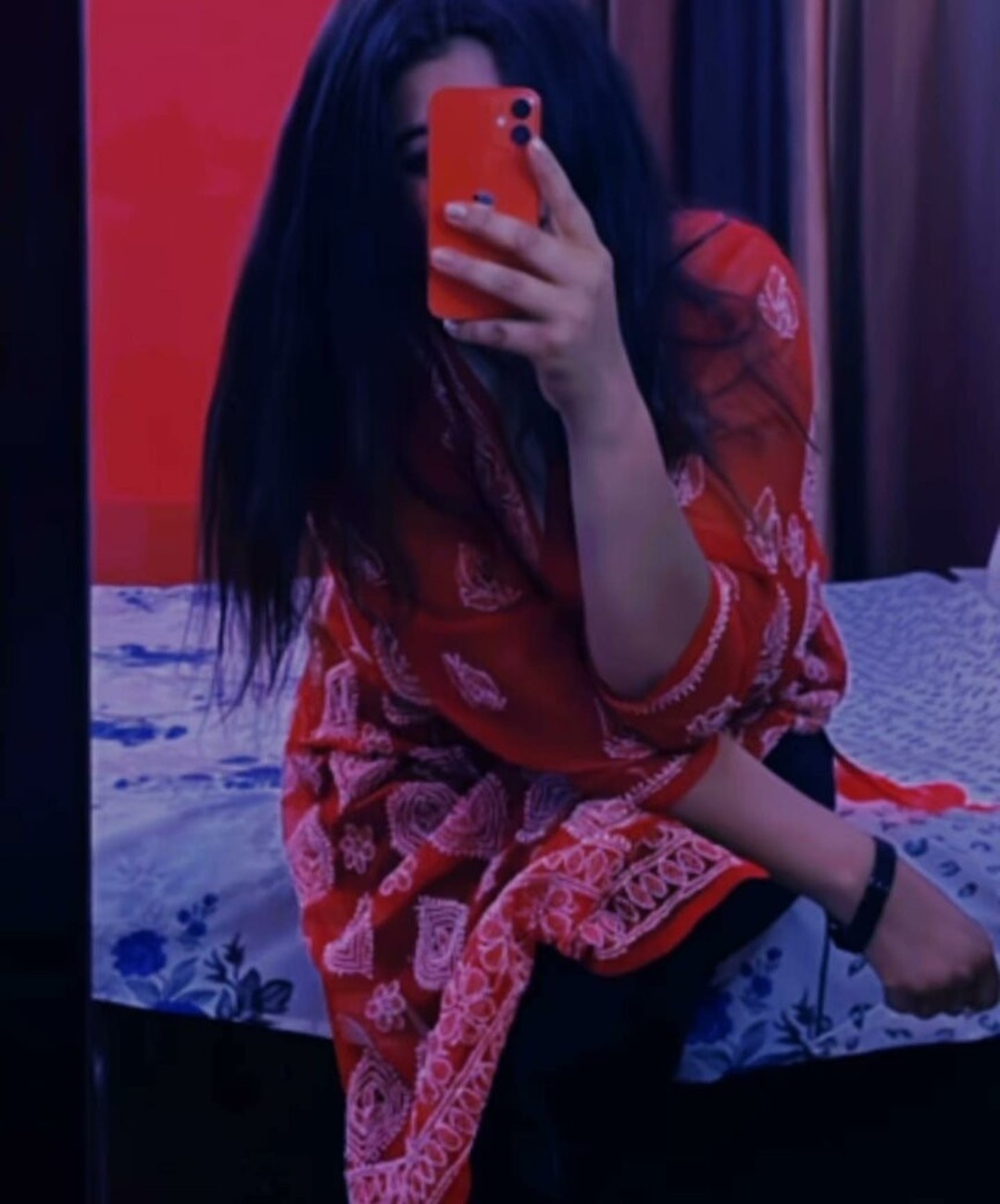 tejaswi pandeyy top profile image