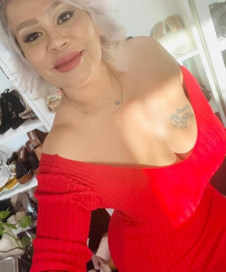 Myra La Chula naked star pictures