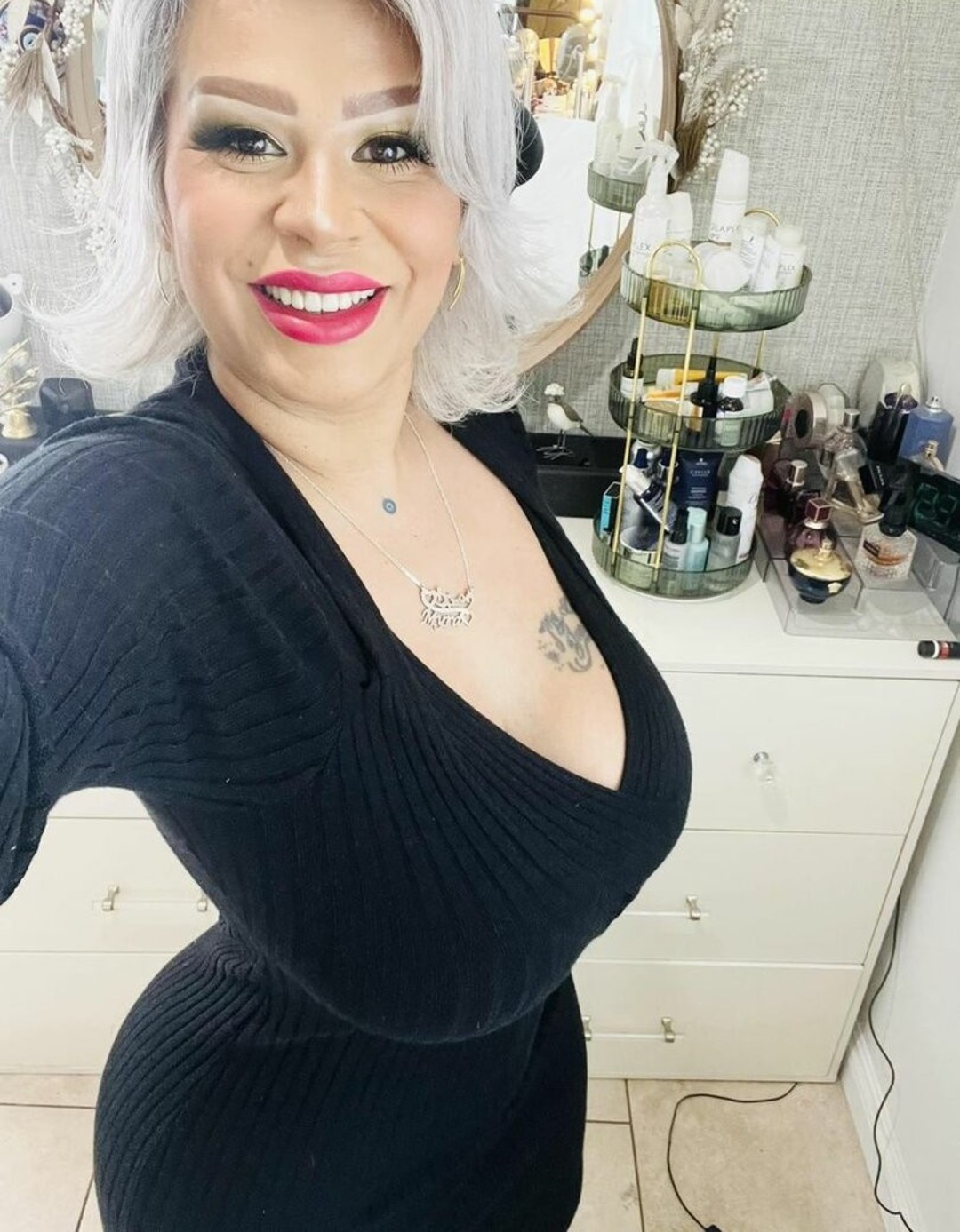 Myra La Chula nudes model img