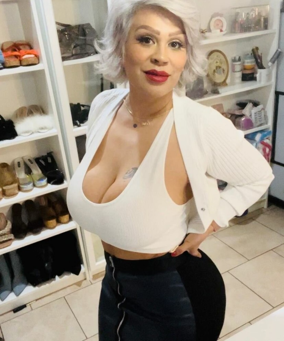 Myra La Chula free star img