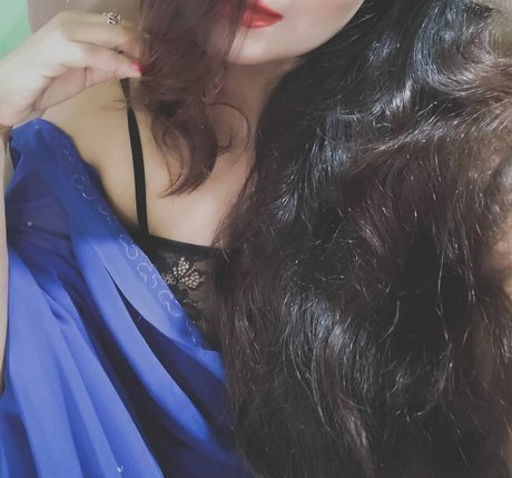 Maya Diba pretty actress gallery