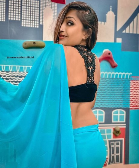 Roma Varadkar star sexy picture