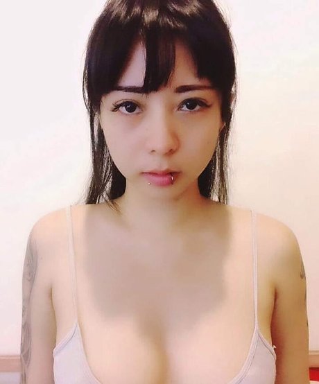 Botan The Vampire pornstar high quality img