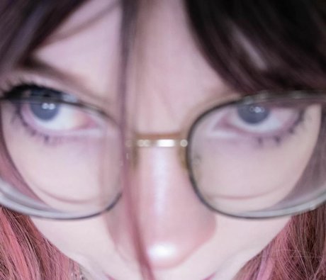 Porcelain Ghoul adult star galleries