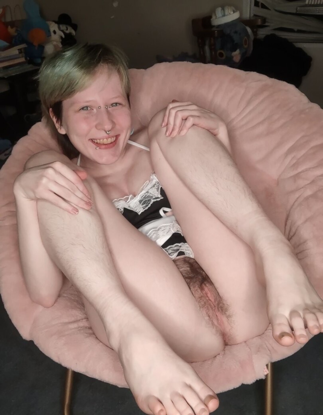 lori critter star exclusive image