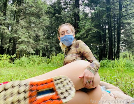 Bonni3 beautiful actress images