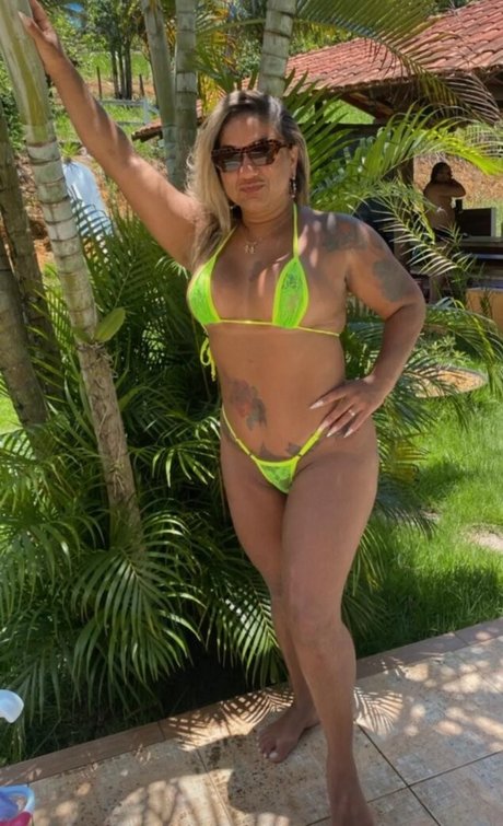 Esther Exhib xxx pornstar img