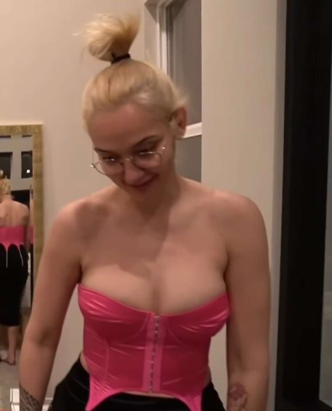 Geovanna Antoinette exclusive model pictures