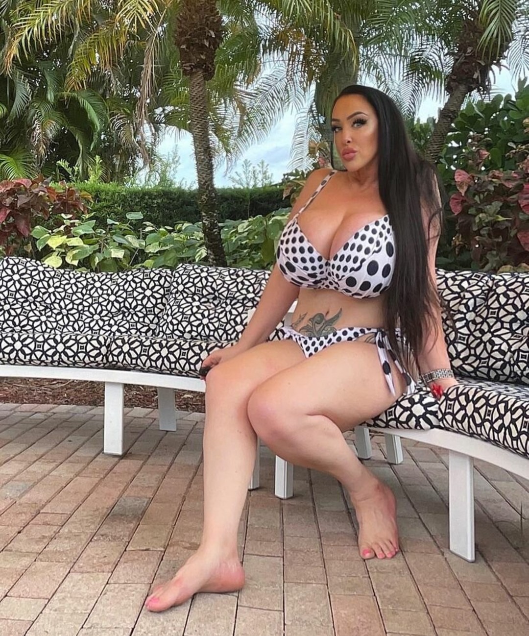 lesbian fisting onlyfans nude galleries