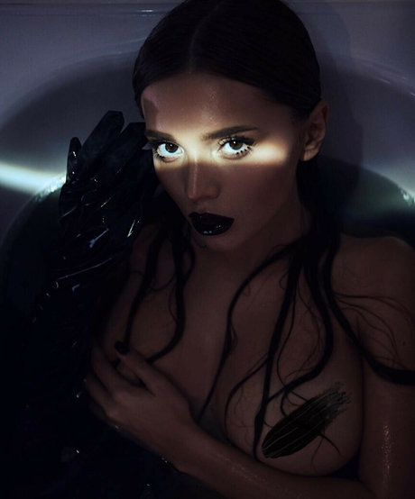 Ayakaomi high quality star photo