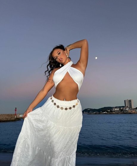 colombian teen onlyfans erotic image