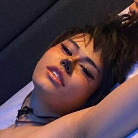 KianaVi top profile image