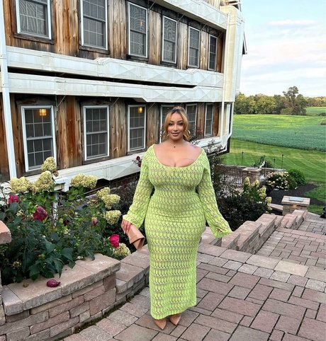 Tylea nudes model img