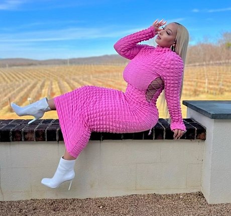 Tylea sexy model images