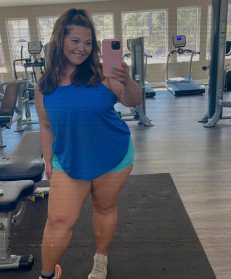 Brittney Lynn Vozar model adult pictures