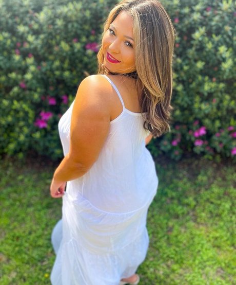 Brittney Lynn Vozar pretty actress photo