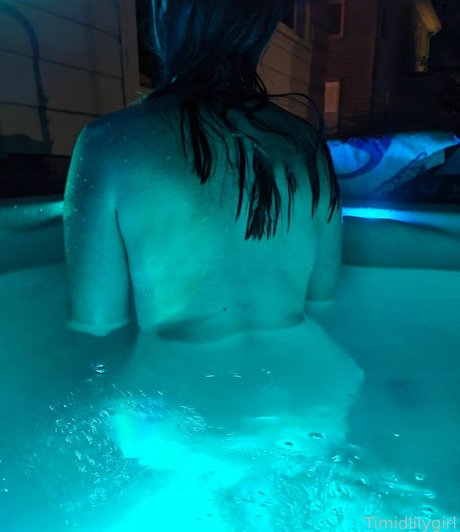 Timidlilygirl naked actress photo