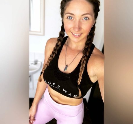 Sophia Ellis free actress gallery