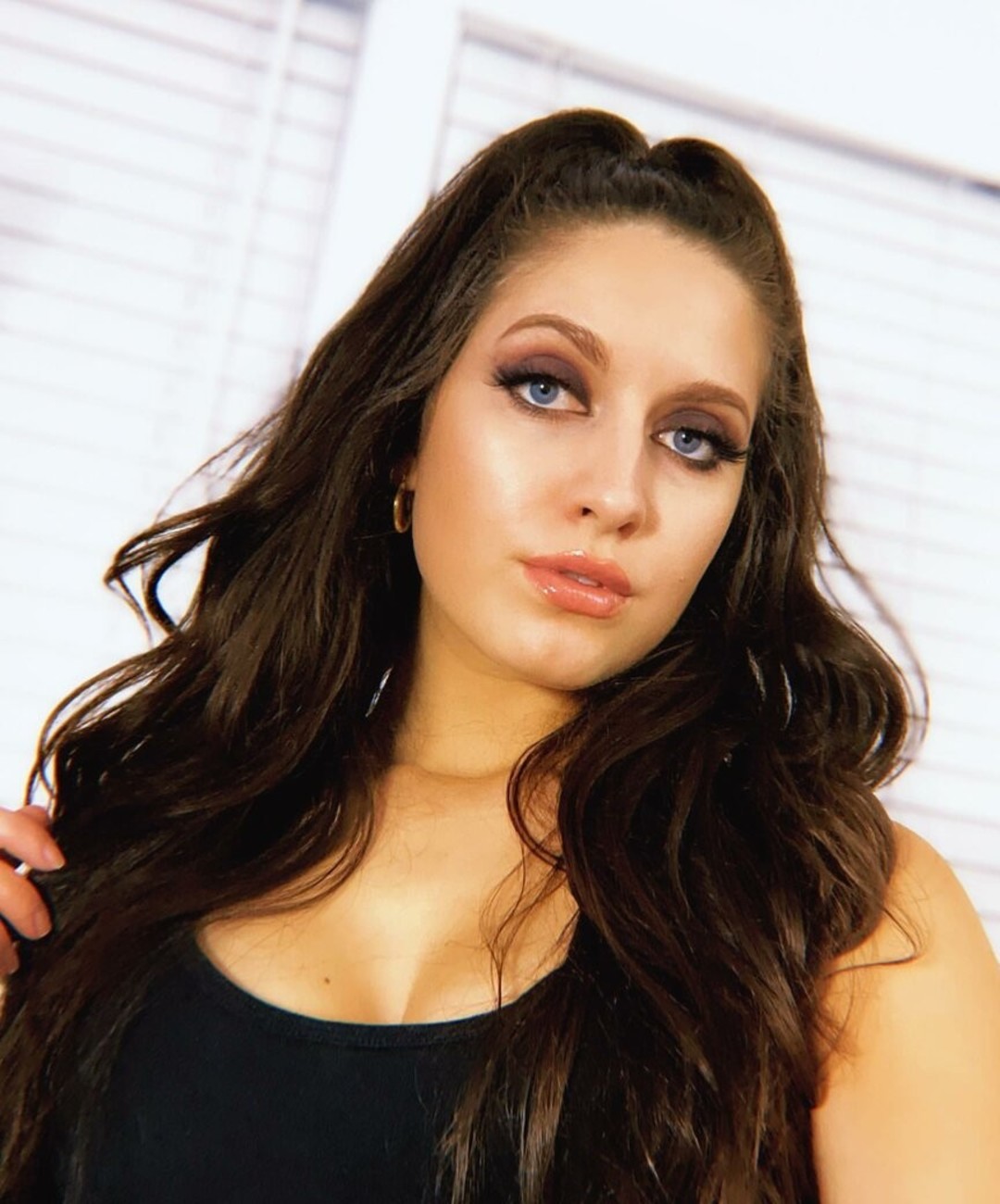 Amber Skyy porn model photos