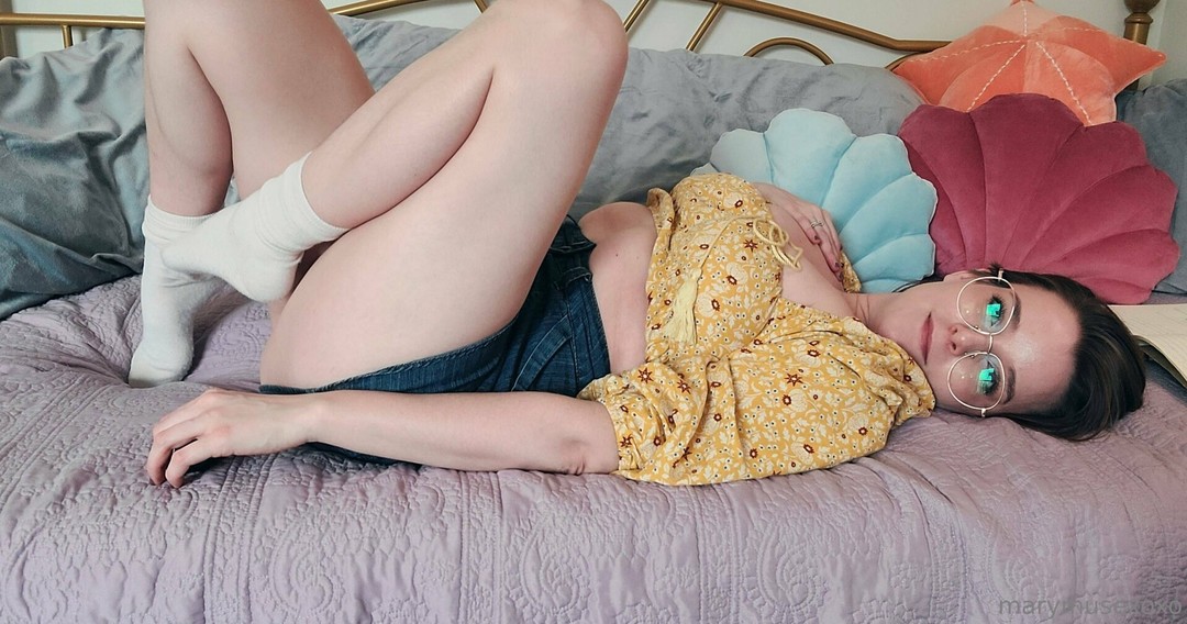 Mary Sue adult star pic