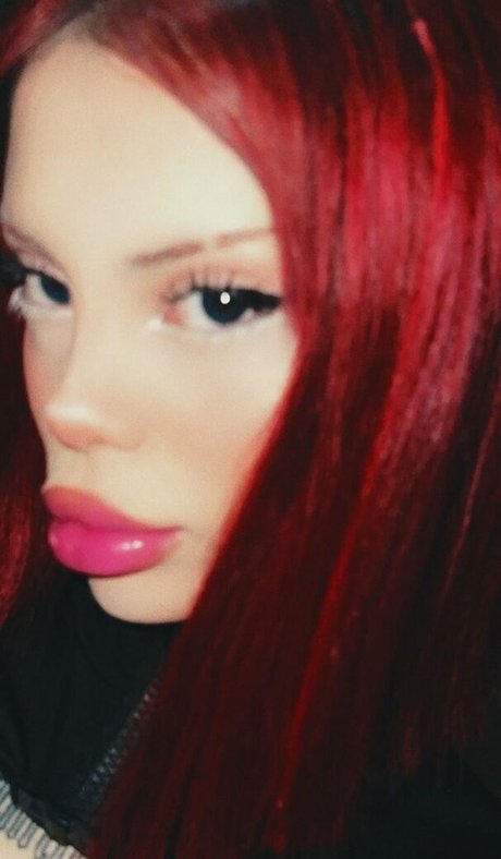 Yeahm8r Yamur Temiz_ pretty actress picture