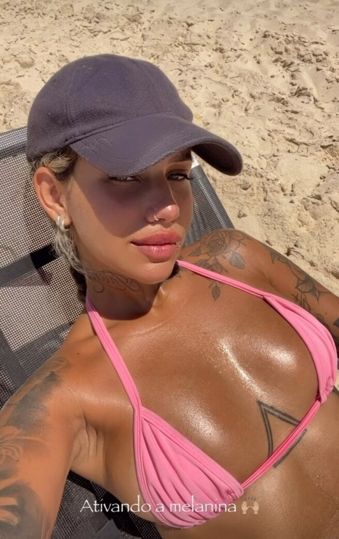 Carol Santos nude star pictures
