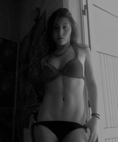 mell gonzalezz pornstar high quality img