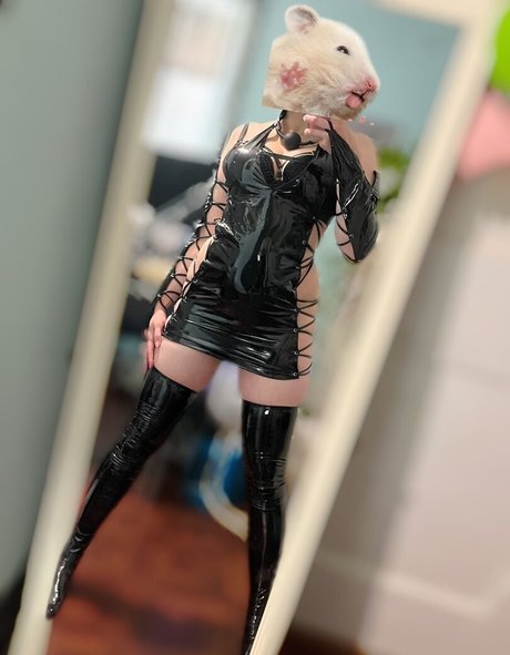 black hair milf onlyfans nudes picture