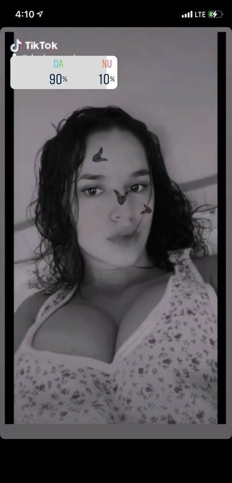 Denisa R Maria star naked photo