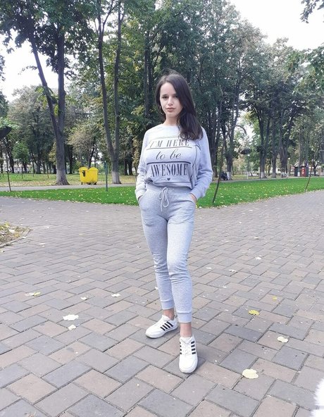 Denisa R Maria exclusive actress gallery