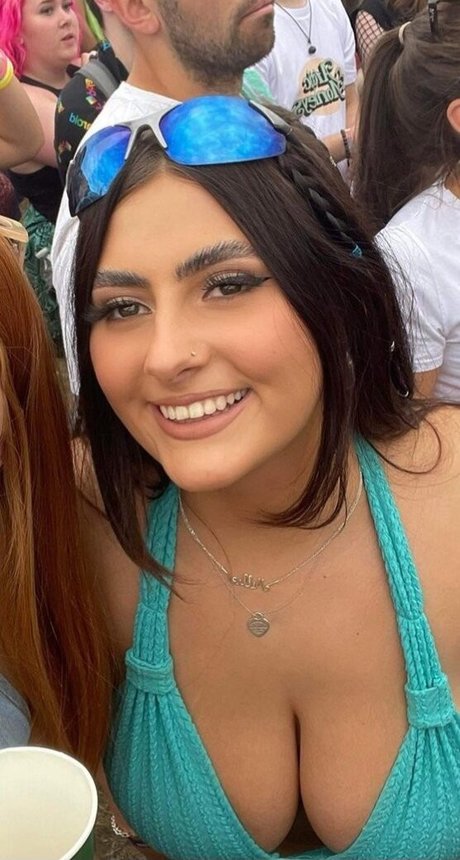 Millie C perfect pornstar img