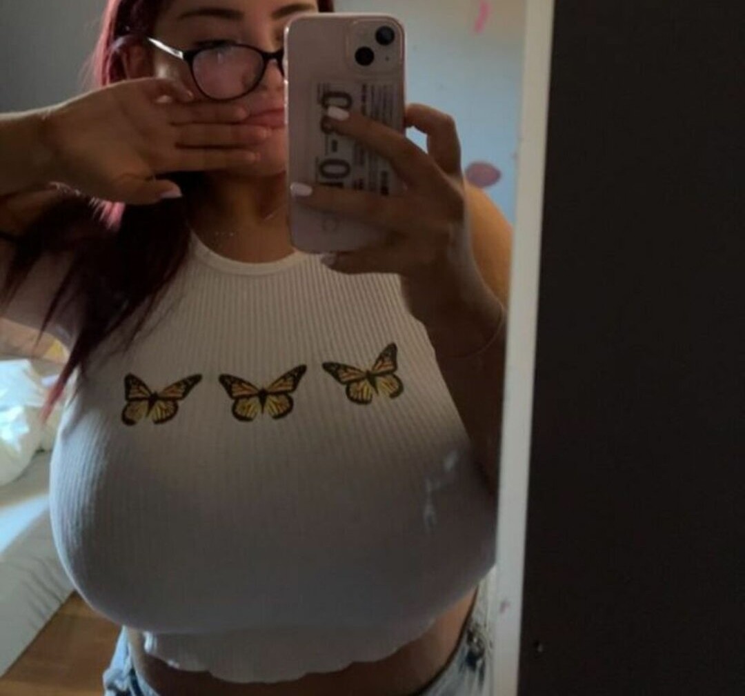 Raphaela S star porn photo