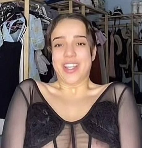 Nurseli Aksoy model pornographic pics