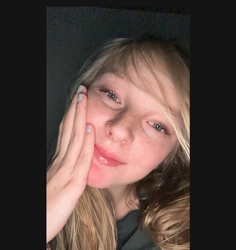 blonde vivi hot model archive