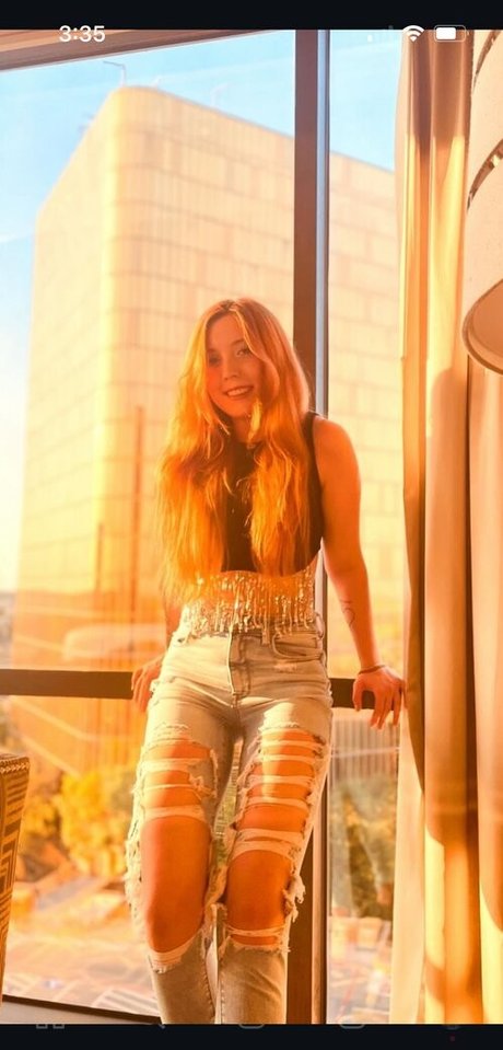 Hannah kirk02 art pornstar image