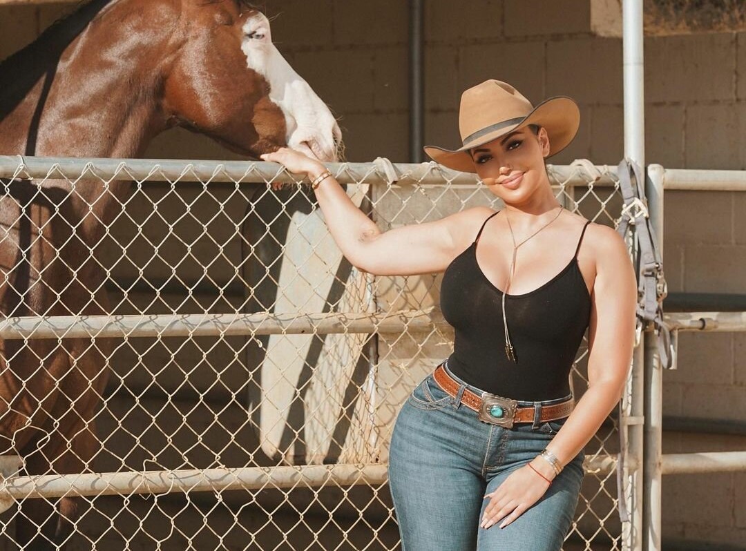 La Reina Shaw xxx pornstar pic