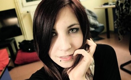 Saruei pornstar naked images