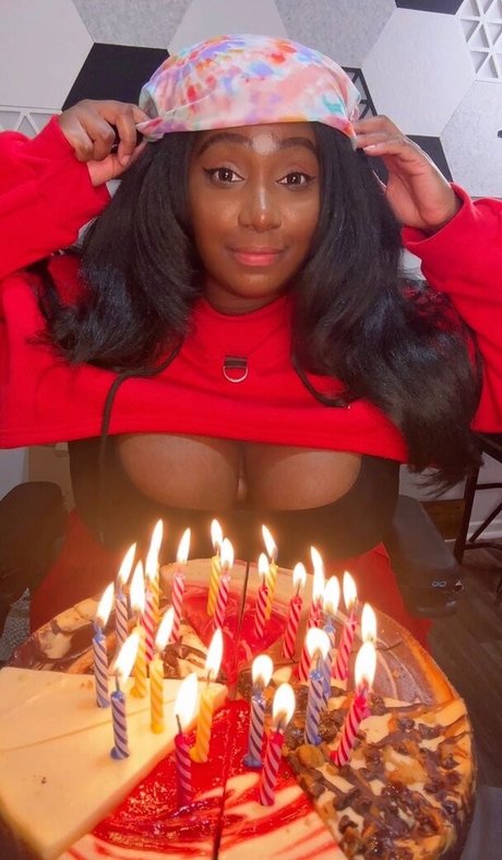 TheOppaiPrincess naked actress pics