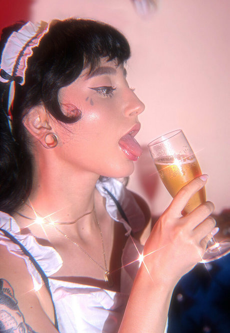 tinaputina hd actress img