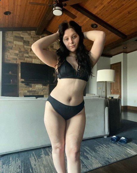 curvy nude onlyfans art naked picture