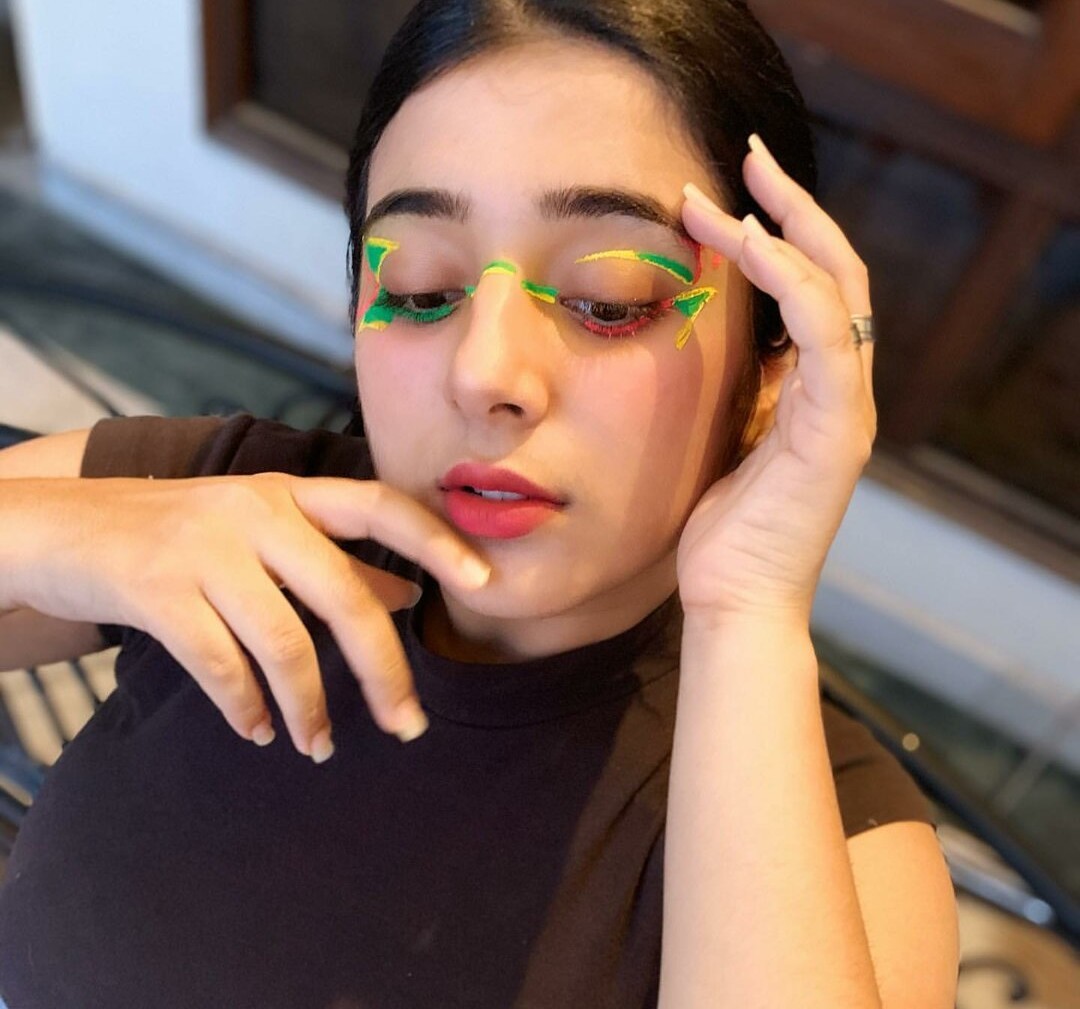 Apoorva Bhalla top pornstar photos